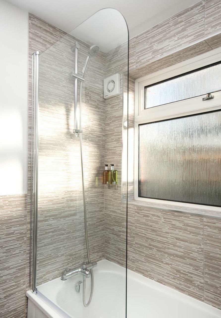 Morley Cottage - Modern 3 Bedroom, 2 Bathroom House With Garden In Southsea, פורטסמות' מראה חיצוני תמונה