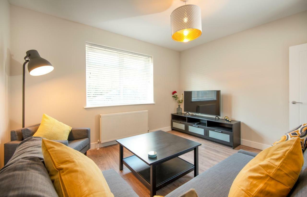 Morley Cottage - Modern 3 Bedroom, 2 Bathroom House With Garden In Southsea, פורטסמות' מראה חיצוני תמונה