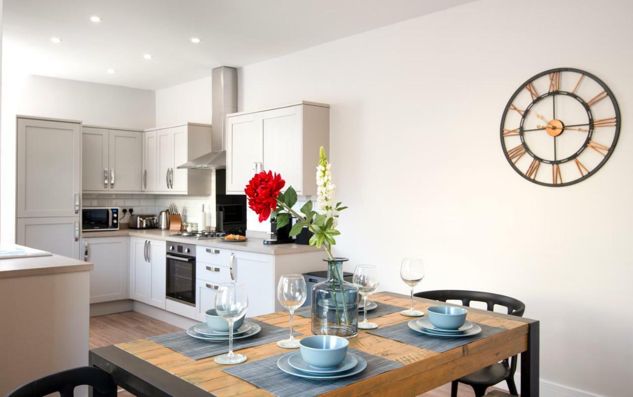 Morley Cottage - Modern 3 Bedroom, 2 Bathroom House With Garden In Southsea, פורטסמות' מראה חיצוני תמונה