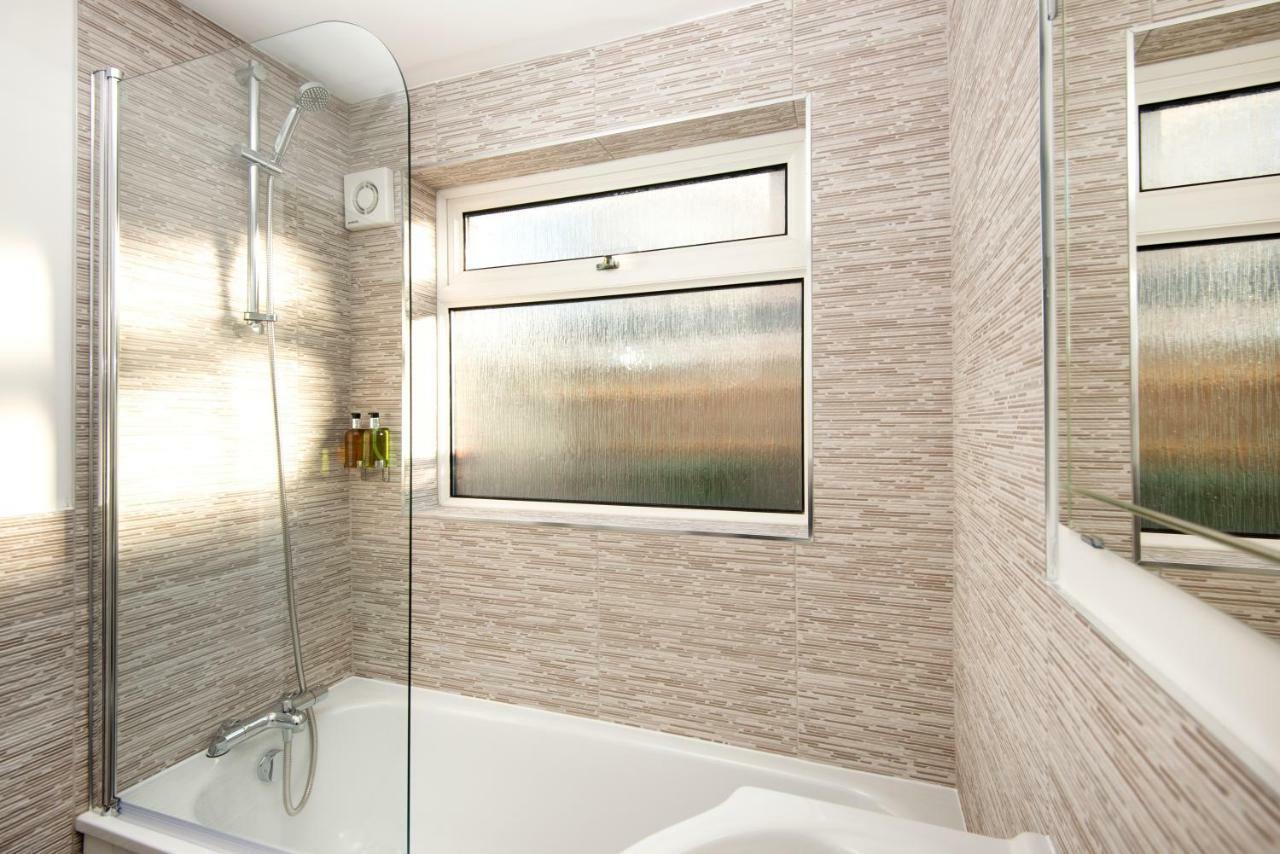 Morley Cottage - Modern 3 Bedroom, 2 Bathroom House With Garden In Southsea, פורטסמות' מראה חיצוני תמונה